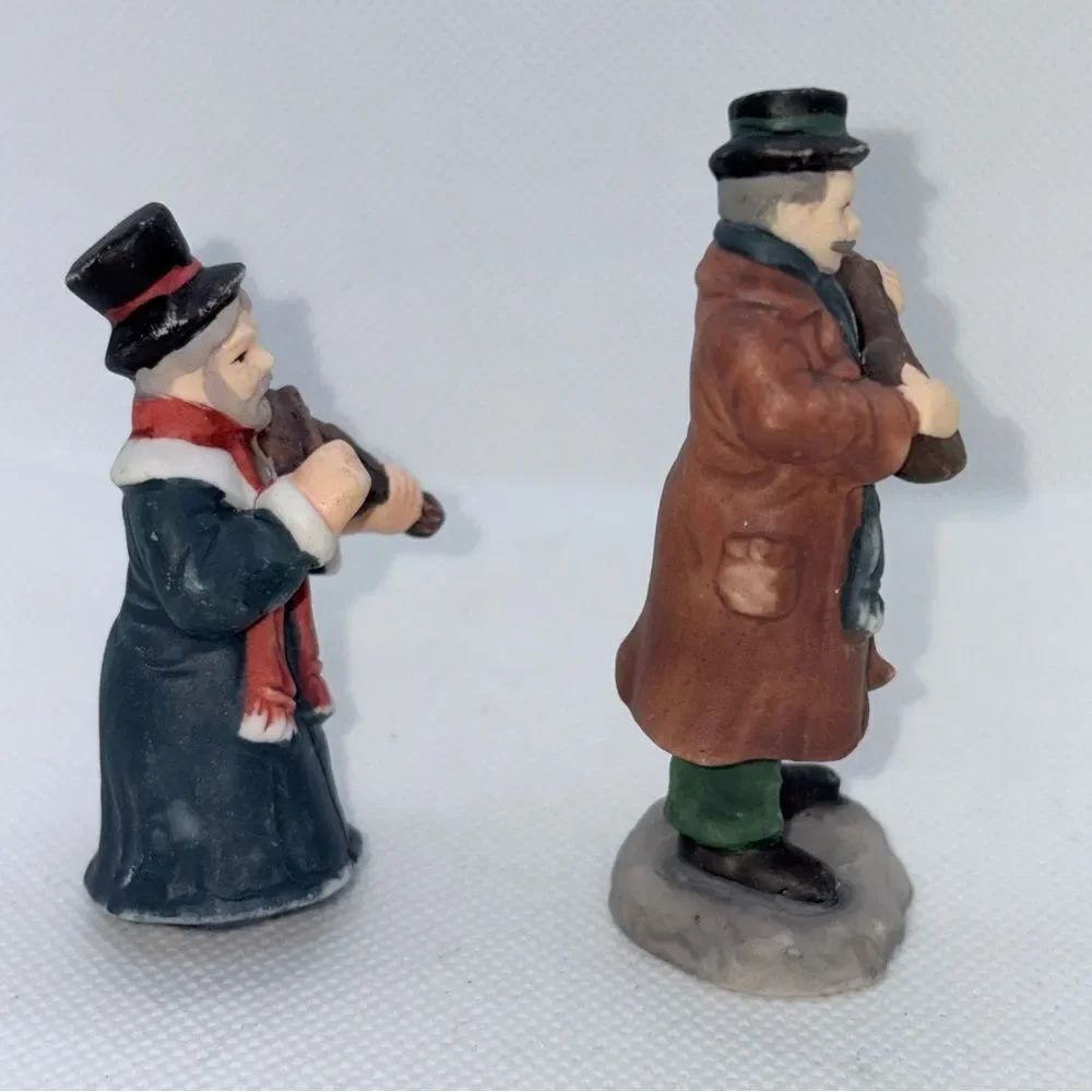 Vintage Lemax Victorian style Holiday Carolers Figurine Set of 4 - Picture 7 of 12